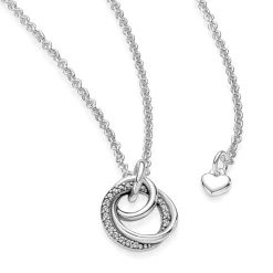 Pandora – Family Always Encircled Necklace with pendant