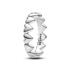 Pandora – Rad med hjerter ring i sølv