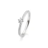Saint Maurice – Solitaire Ring Pavé i hvitt gull med seks klør og diamant 0,29 ct.