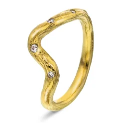 Shapes by Gulldia – Wave ring i forgyldt sølv med zirkonia