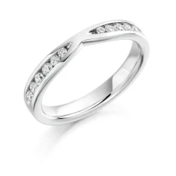 The Raphael Collection – Diamantring i hvitt gull – 3,2 mm – 0,37 ct