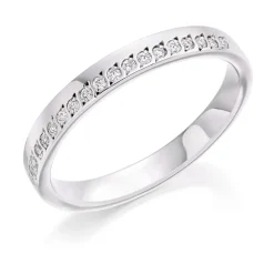 The Raphael Collection – Diamantring i hvitt gull – 2,7 mm – 0,15 ct