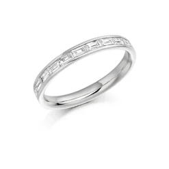 The Raphael Collection – Diamantring i hvitt gull – 2,7 mm bred, totalt 0,50 ct
