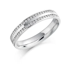 The Raphael Collection – Diamantring i hvitt gull – 3,8 mm bred – 0,26 ct