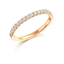 The Raphael Collection – Diamantring i hvitt gull – 2,0 mm bred, totalt 0,33 ct