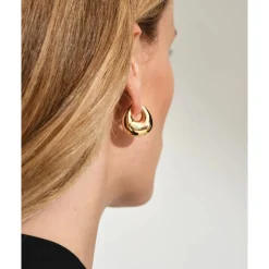 Tom Wood – Bao Hoops Medium Gold