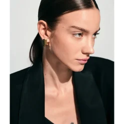 Tom Wood – Square Hoops Small Gold