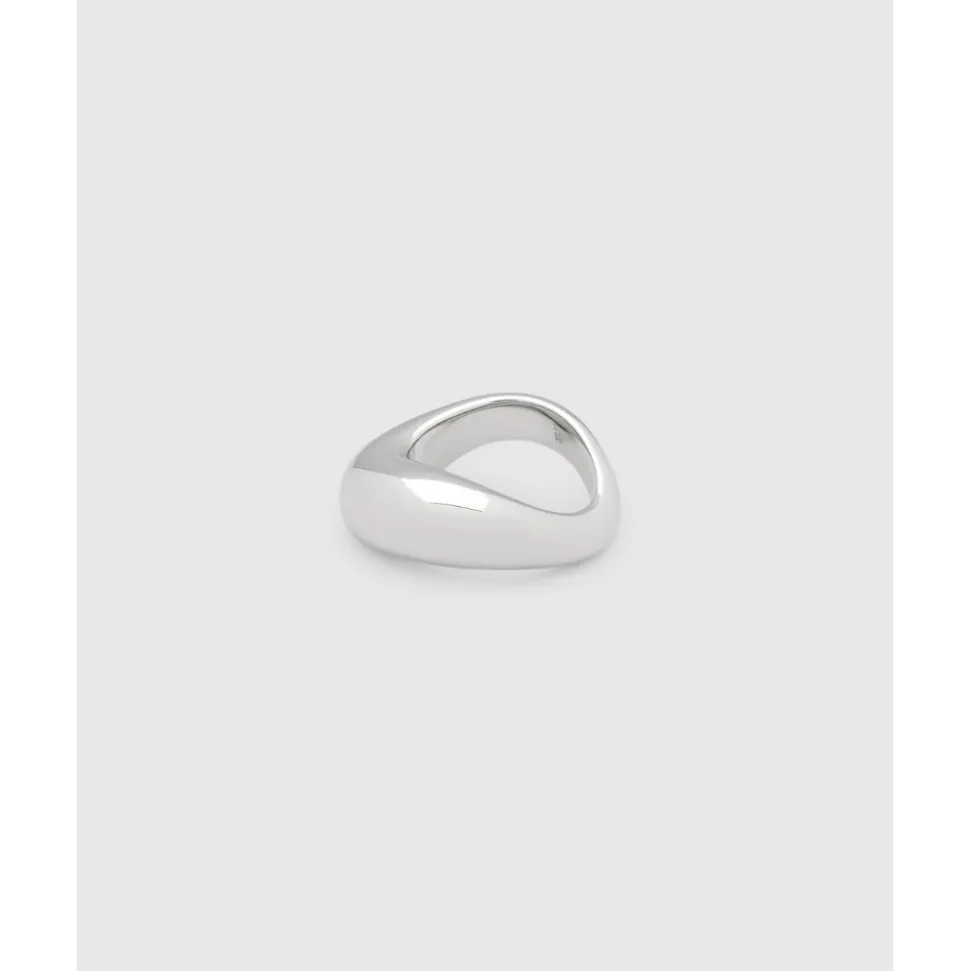 Tom Wood – Twist ring