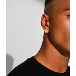 Tom Wood – Umi Studs Small Gold