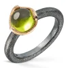 Van Bergen – Blome ring i oksidert sølv med peridot
