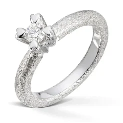Van Bergen – Golden Love Heart ring i hvitt gull med hvitt gull fatning og 0,20 ct diamant TW/SI