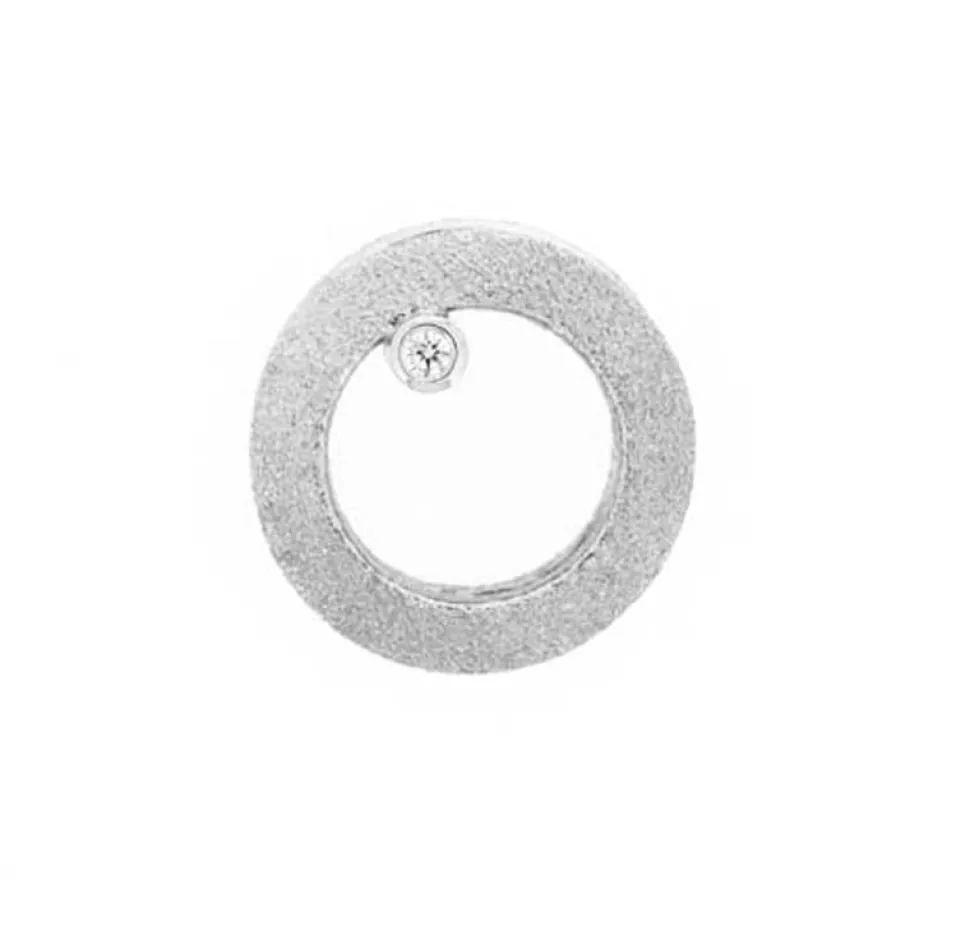 Van Bergen -Smykkelås-Circle i hvitt gull med 2 x 0,02 ct diamlanter TWSI- medium